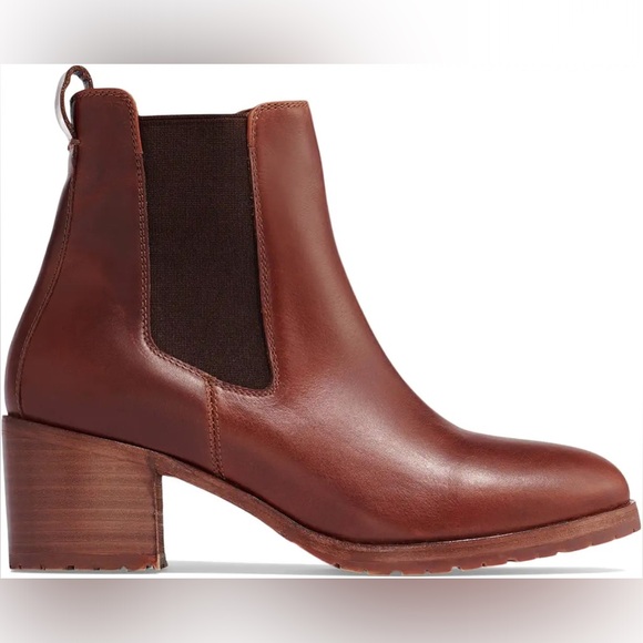 Ana Go-To Heeled Chelsea Boot Auburn - Picture 2 of 8